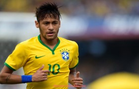 体育直播-拜仁慕尼黑对曼联的欧冠对抗历史分析